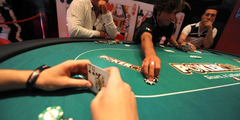 Những điều nên chú ý khi tham gia game Poker cùng IWIN